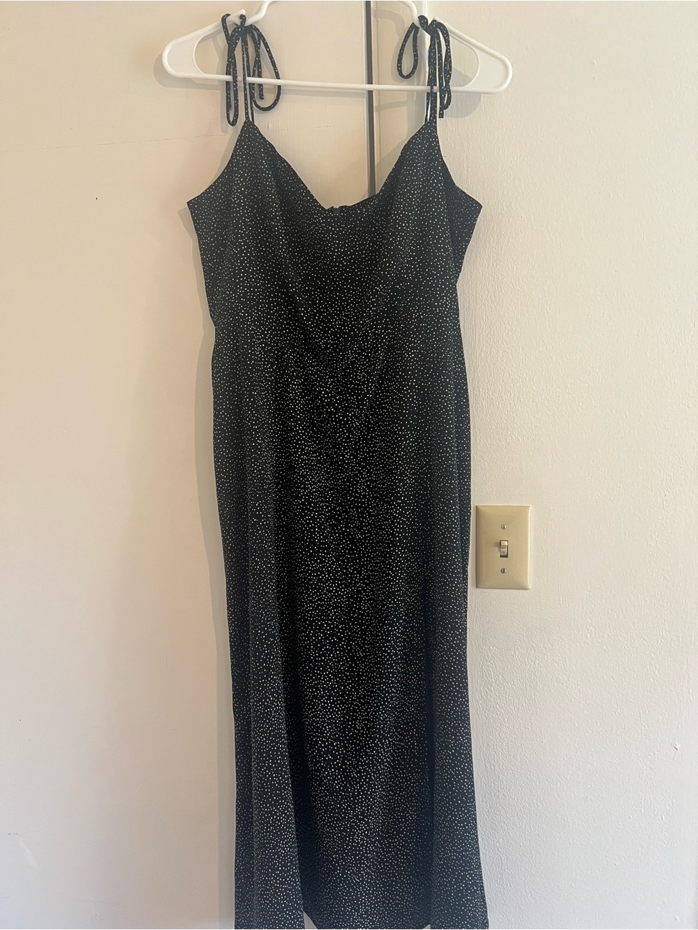 Park & Fifth Black Spotted Tie-Shoulder Maxi Dress